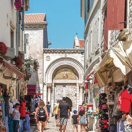 Viktoria Near Porec For 6 People With Play & Private Pool Villa Kaštelir