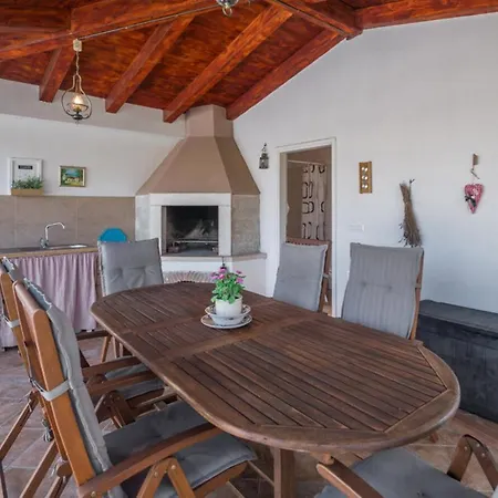 Viktoria Near Porec For 6 People With Play & Private Pool Vila